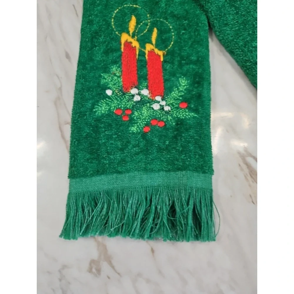Two Vintage Cannon USA Embroidered Christmas Hand Towels Cotton Terry Fringe